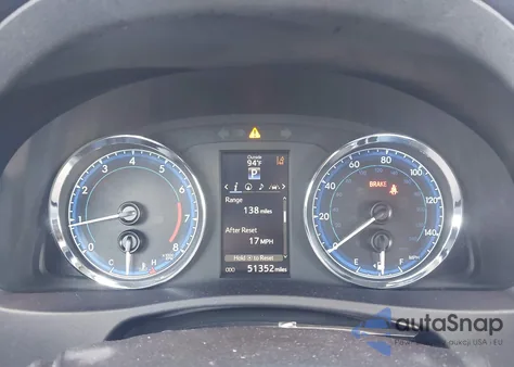 2018 Toyota Corolla Xle z USA, uszkodzony, nr VIN 2T1BURHE2JC022235